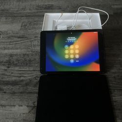 iPad 9th Generation  64 Gb 