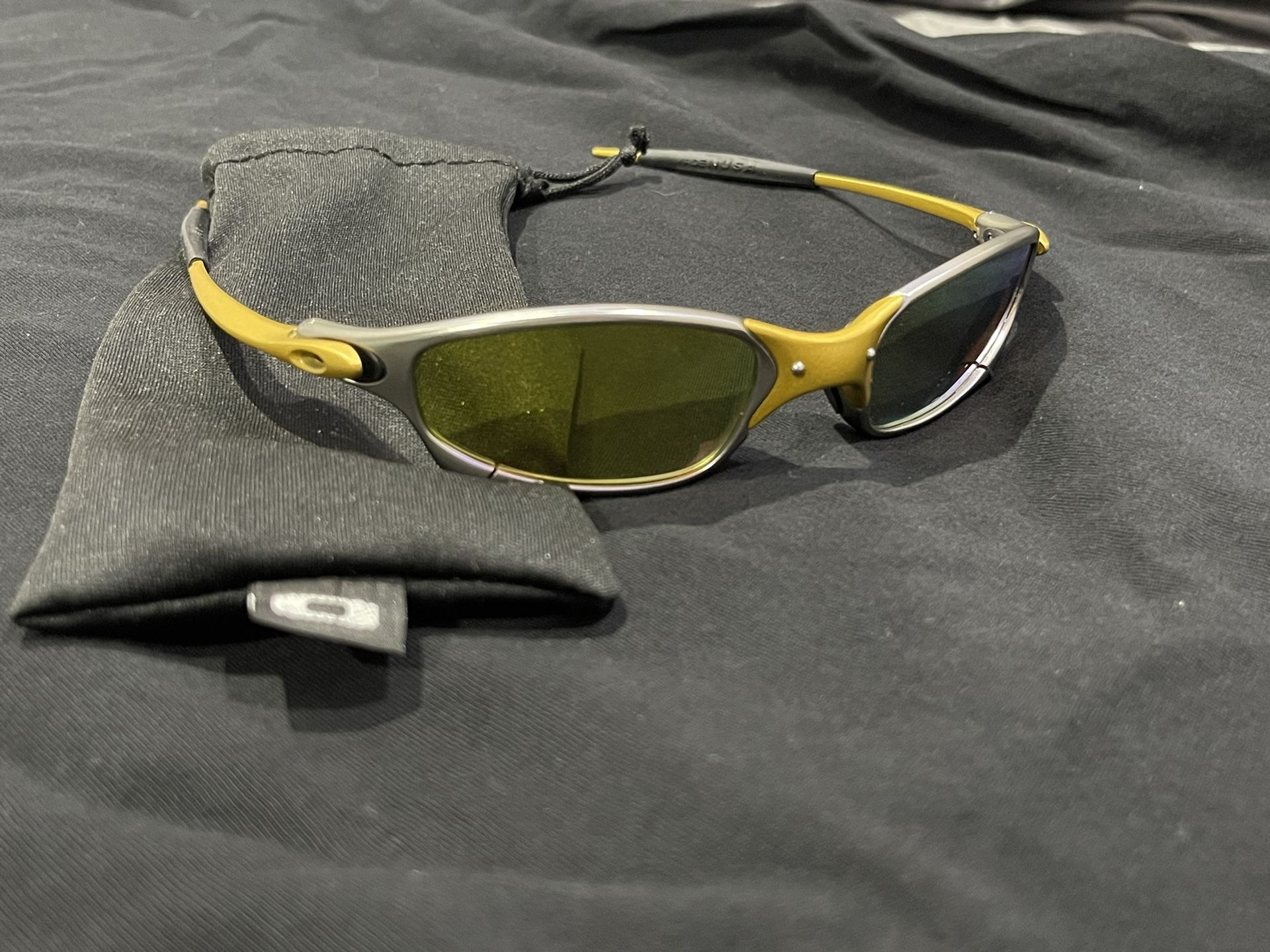 Oakley Juliet First Line Premium quality for Sale in Pompano Beach, FL -  OfferUp