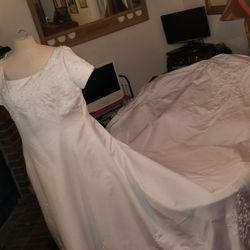 Wedding dress