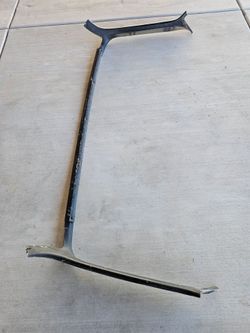73-87 Chevy C10, K5 Blazer, Suburban Pillar Molding Set
