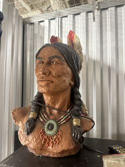 Vintage 1972 Native American Bust by Vaughn Kendrick – Rare Collector’s Piece