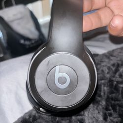 Beats Solo 4