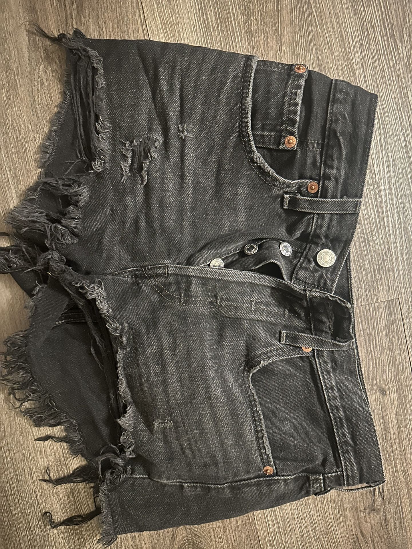 Levis