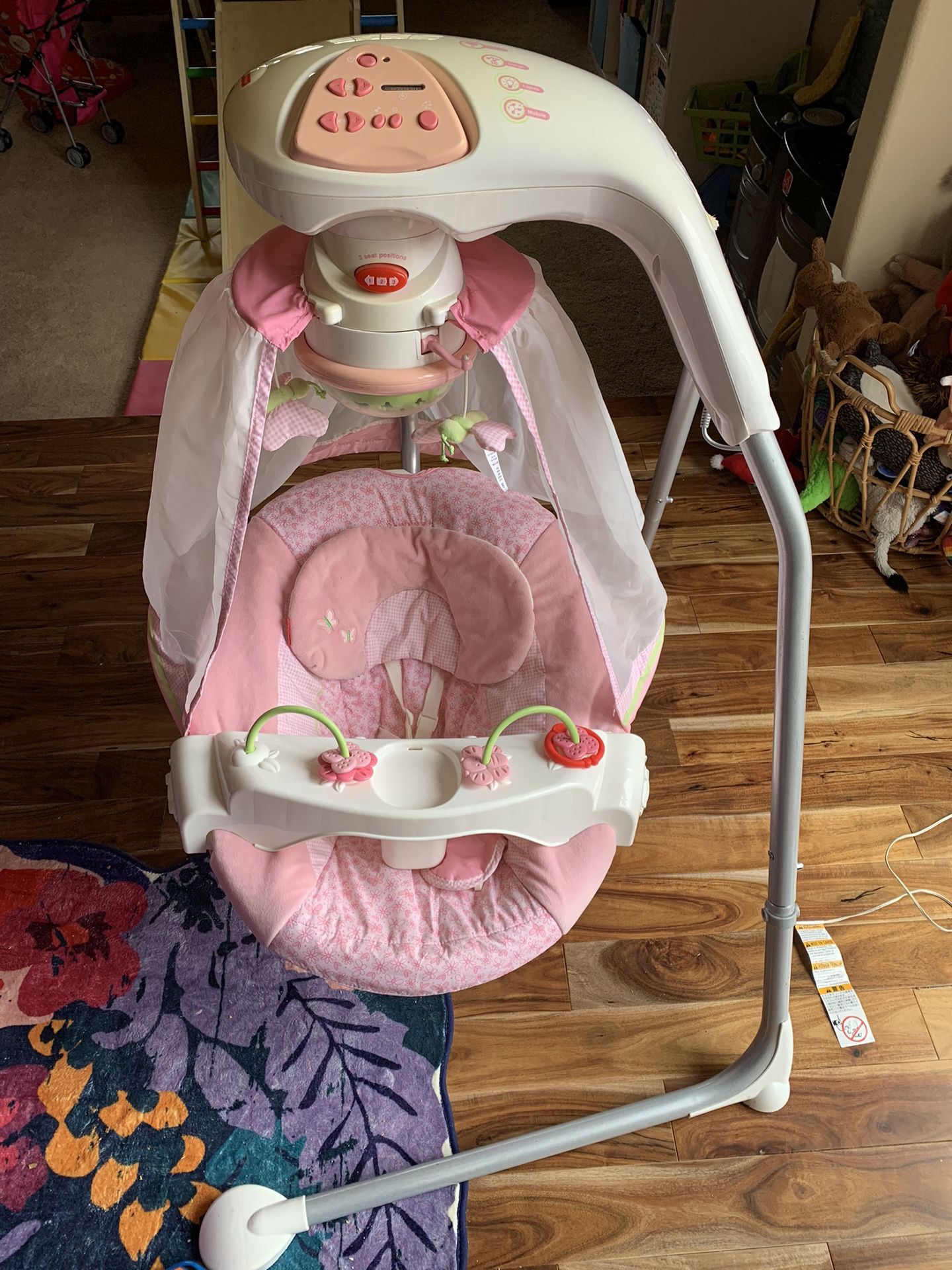 Fisher-Price Butterfly Garden Papasan Cradle Swing