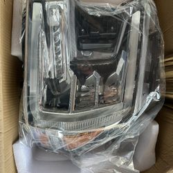 GMC Sierra Denali Ultimate 1500 Headlight Assembly 2019-2021