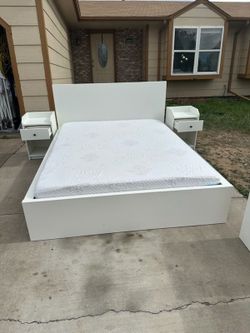 White bed with matress