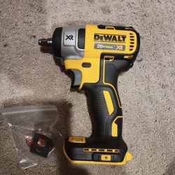 Dewalt 20 Xr 3/8 Impact Wrench (Only Tool NEW)