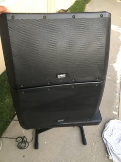 Qsc KLA 12 everything works Great really great condition. Original system.