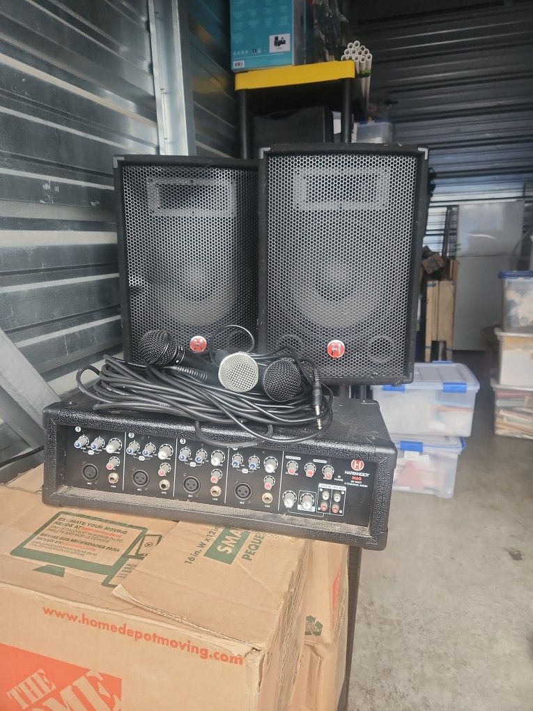 Harbinger M60 60 WATT 4 CHANNEL mixer