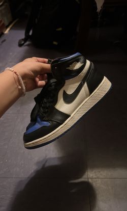 Air Jordan 1 Retro High OG 'Royal Toe'