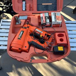 Paslode Finish Nailer