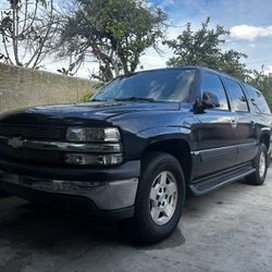 2004 Chevy Suburban 