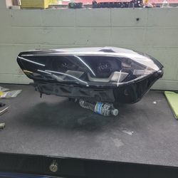 2015 BMW X5 xdrive5i HEADLIGHT