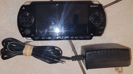 PLAYSTATION PORTABLE + 15 DISC