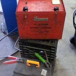 Vintage Snap On Battery Charger