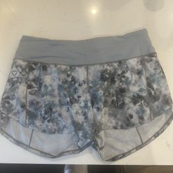 Lululemon Women’s Speed Up 4” Shorts
