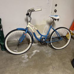 Schwinn Beach Cruiser