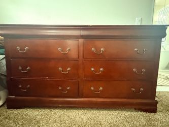 dresser and night stand