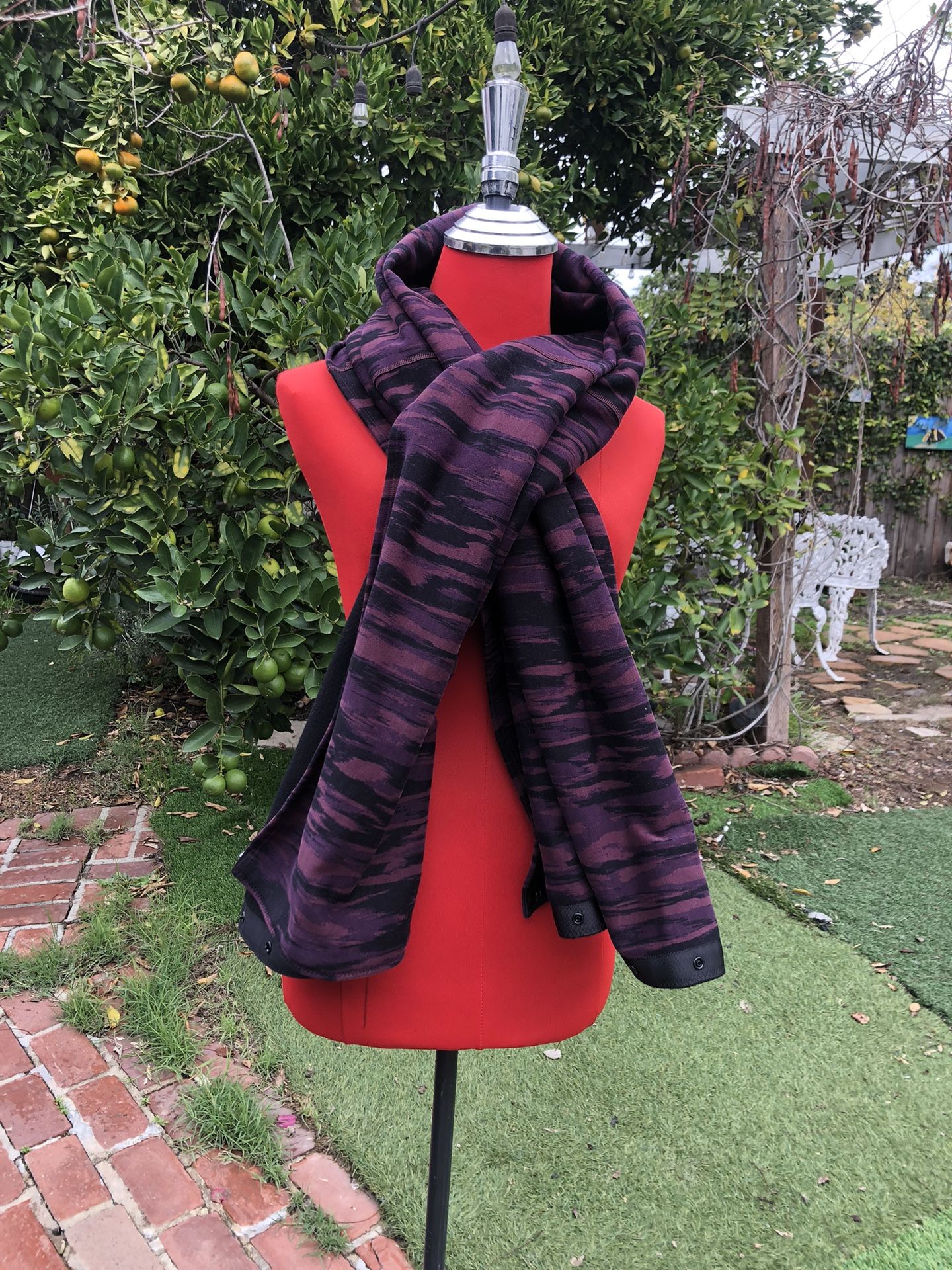 Lululemon Vinyasa Wrap Fleece Lined 