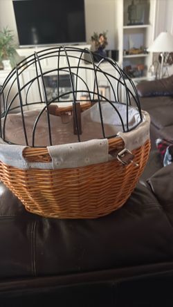 Pet basket