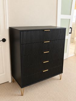 Modern Black 5-Drawer Dresser with Gold Accents