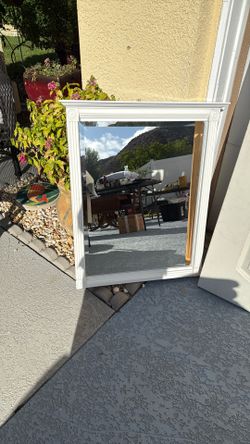 Glass Mirror White