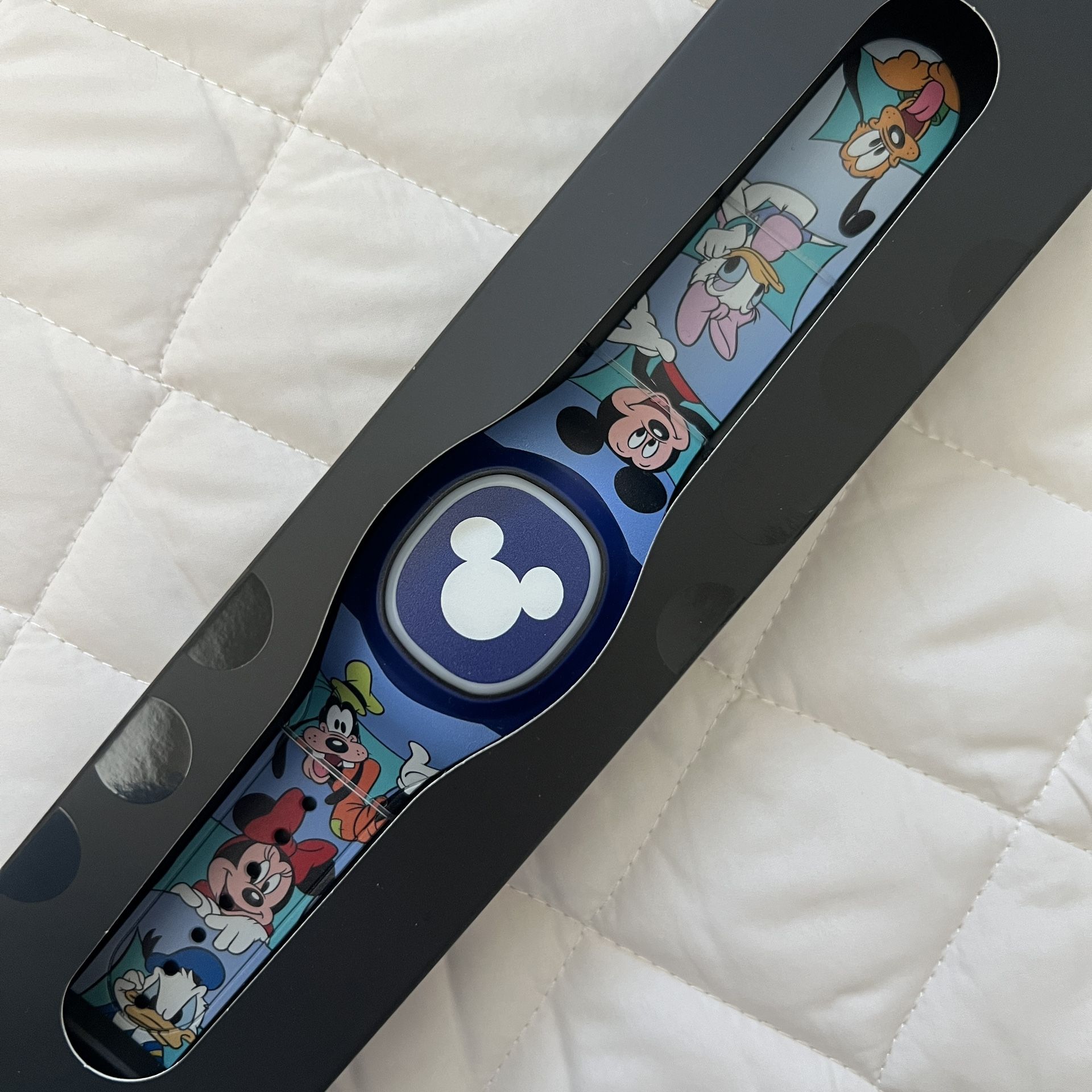 New Disney Parks 2025 Mickey and Friends Magic Band Plus Disney World