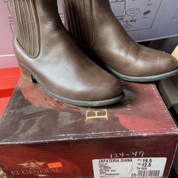 Kids Boots