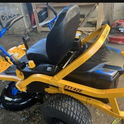Cub Cadet Ultima ZT1 42 E 42