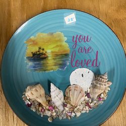 7” Glass Plate Decorated With Seashells 