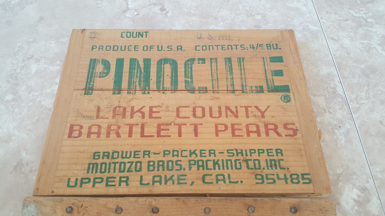 Antique sign from a wooden Pear box