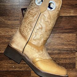Squared Toe Boot