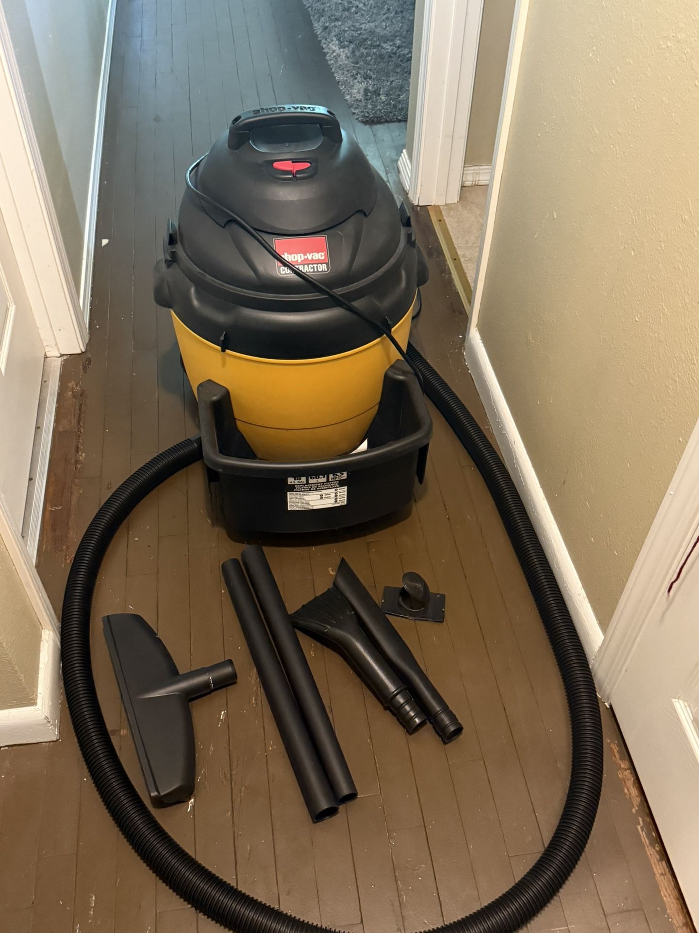18 Gal Shop vacuum