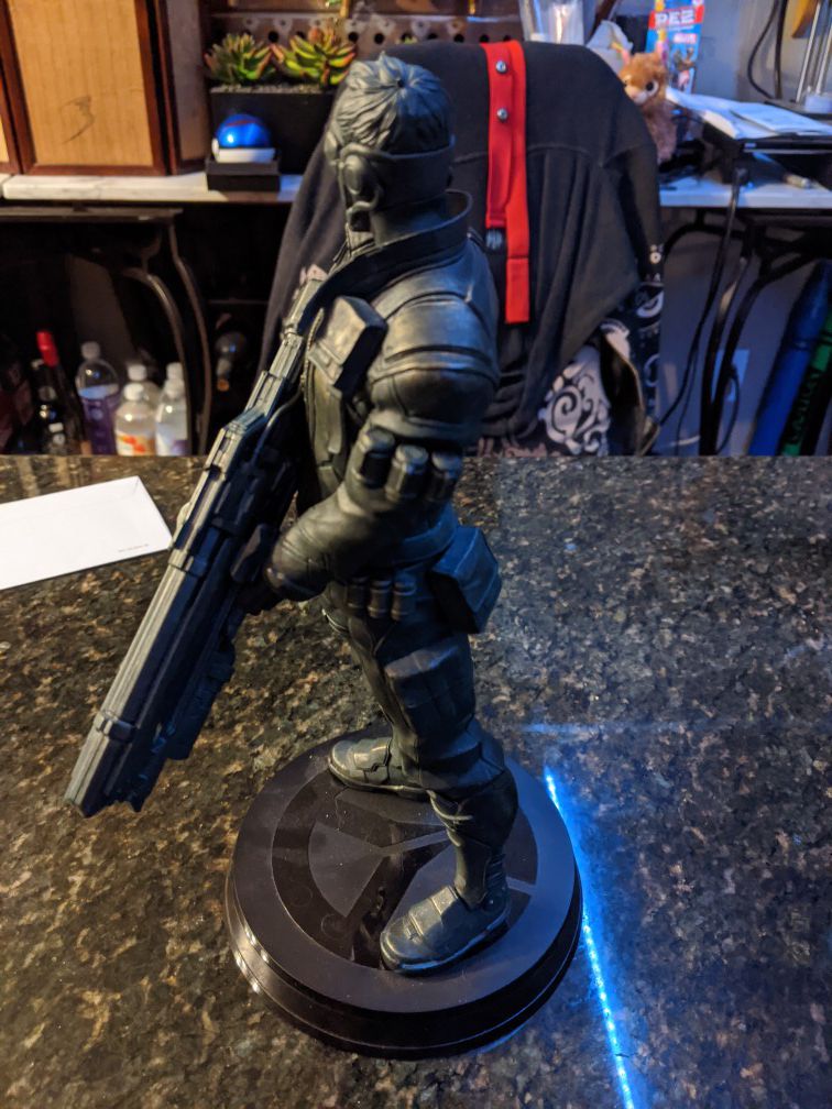 Overwatch soldier 76 statue