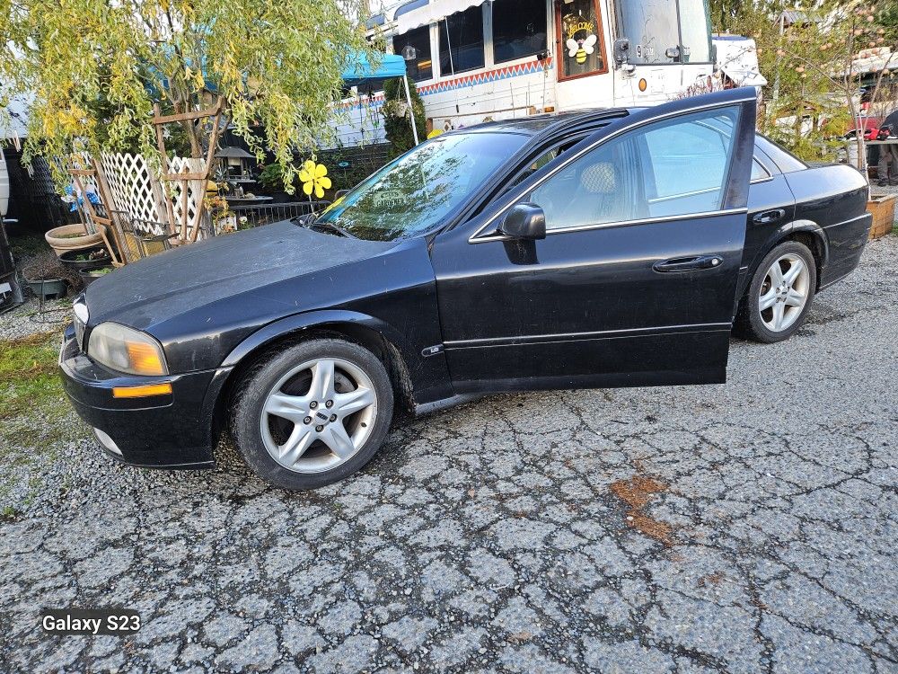 2000 LINCOLN LS (PARTS CAR)
