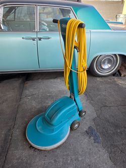 Tennant 2340 floor buffer