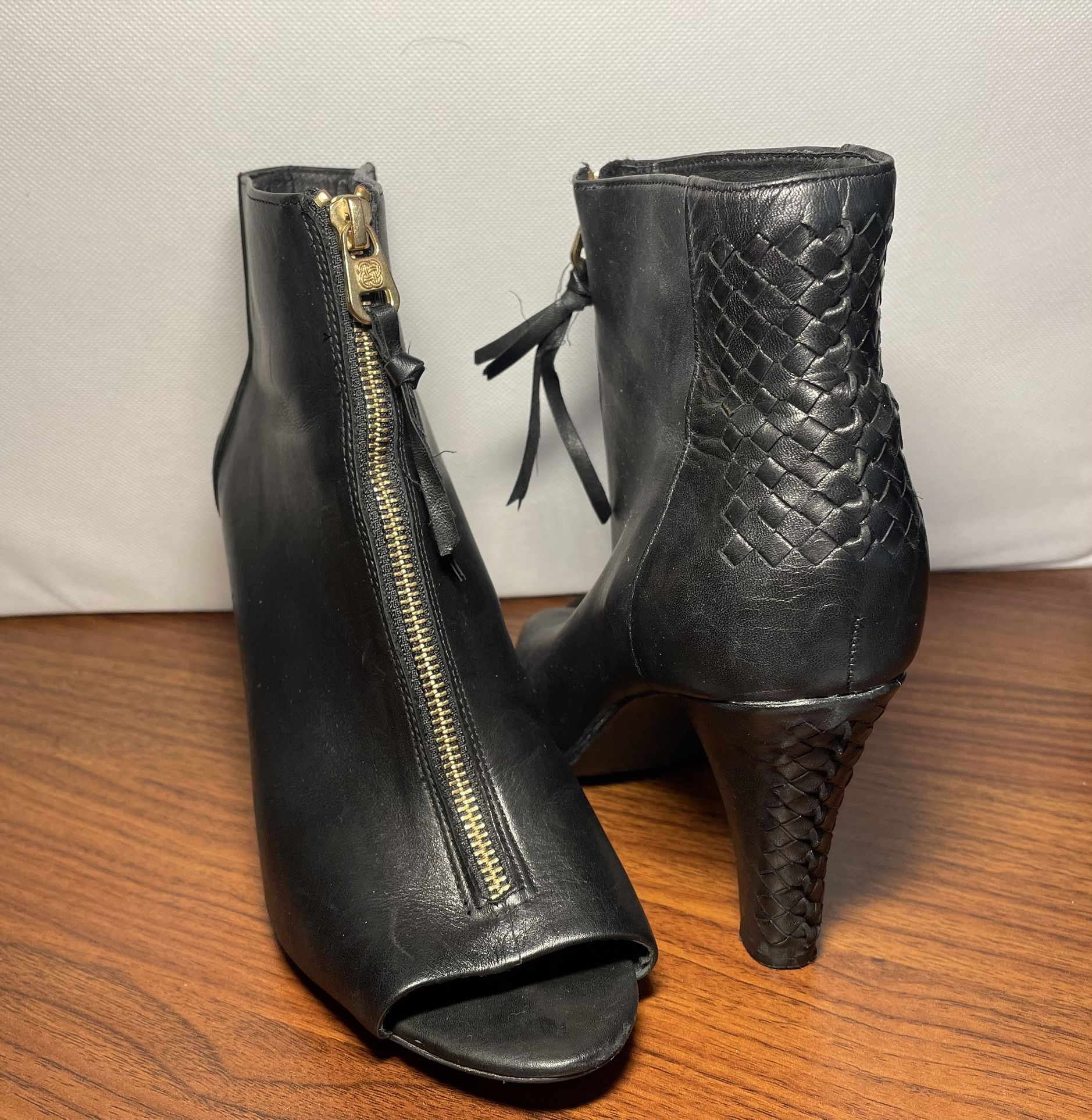 leather high heels boots with zipper - size 10