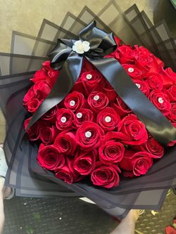 Red roses bouchon