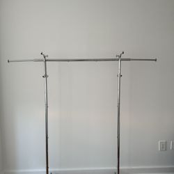 Adjustable Clothes Rack 