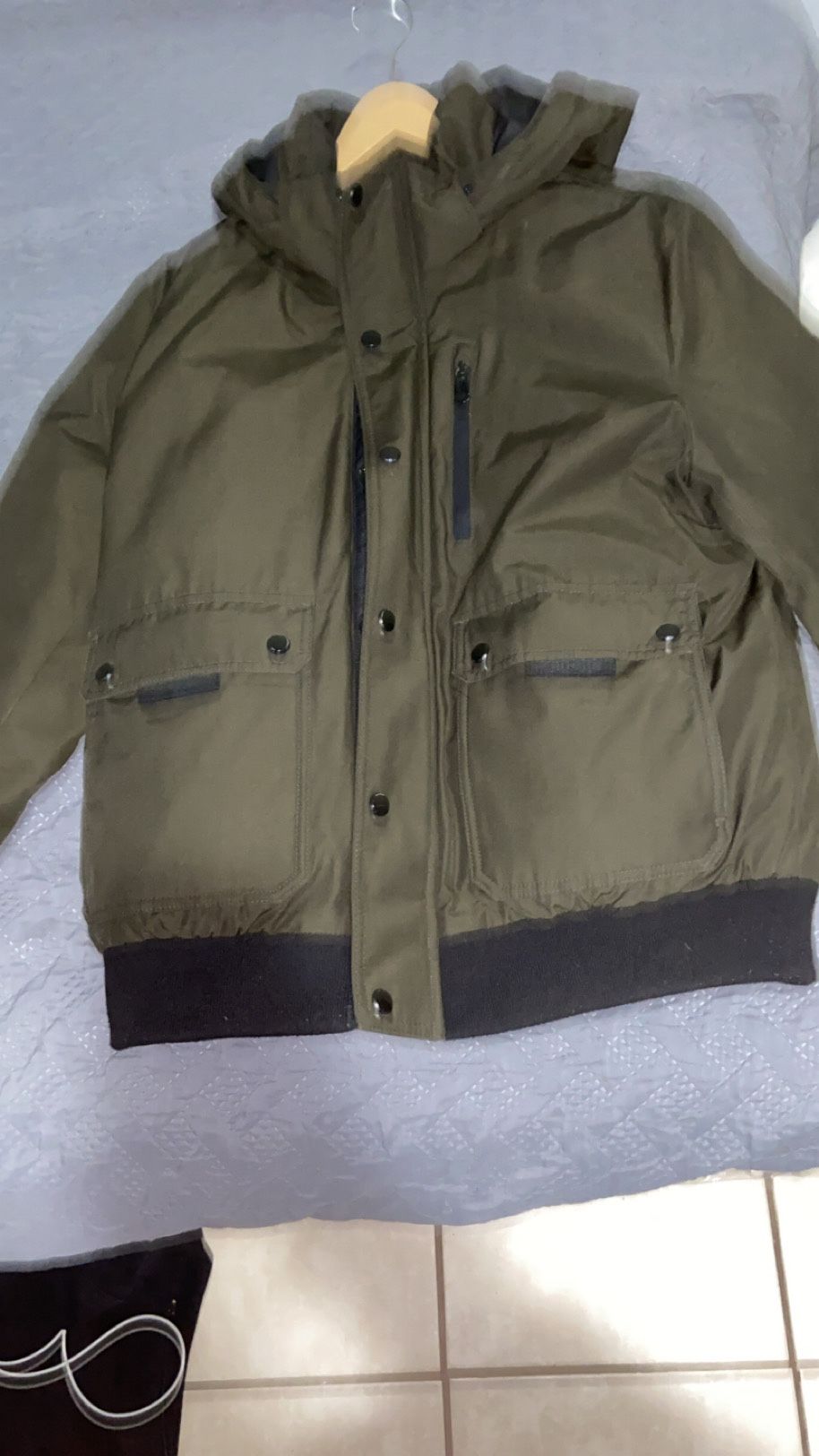Brand New Calvin Klein Puffer Jacket  M/L