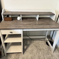 Desk w/Hutch & Drawer