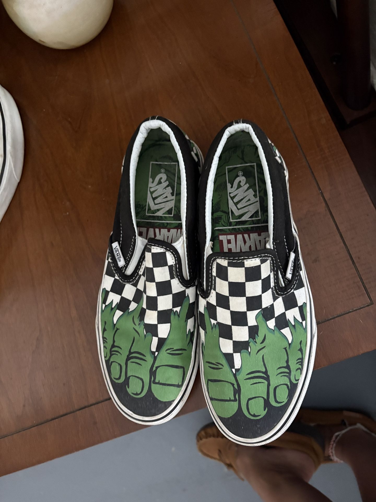 Vans Marvel Slip On Size 5 1/2 Men’s 7 Women’s