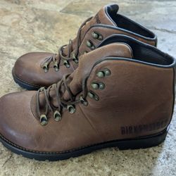 Brand New Birkenstock  Boots
