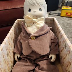 Precious Moments Cubby Porcelain GROOM DOLL by Enesco 1982 E-7267B