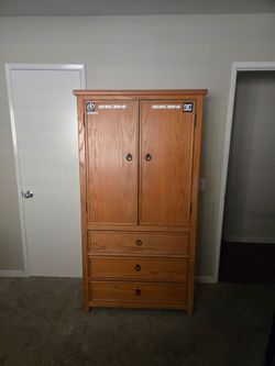 FREE dresser