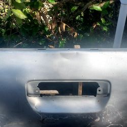 06 / 15 Tacoma Tailgate