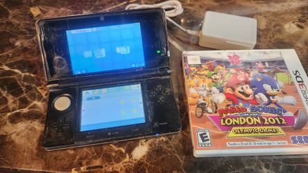 Nintendo 3DS w Mario Sonic Game n Charging Cable - Has Zelda Game Downloaded