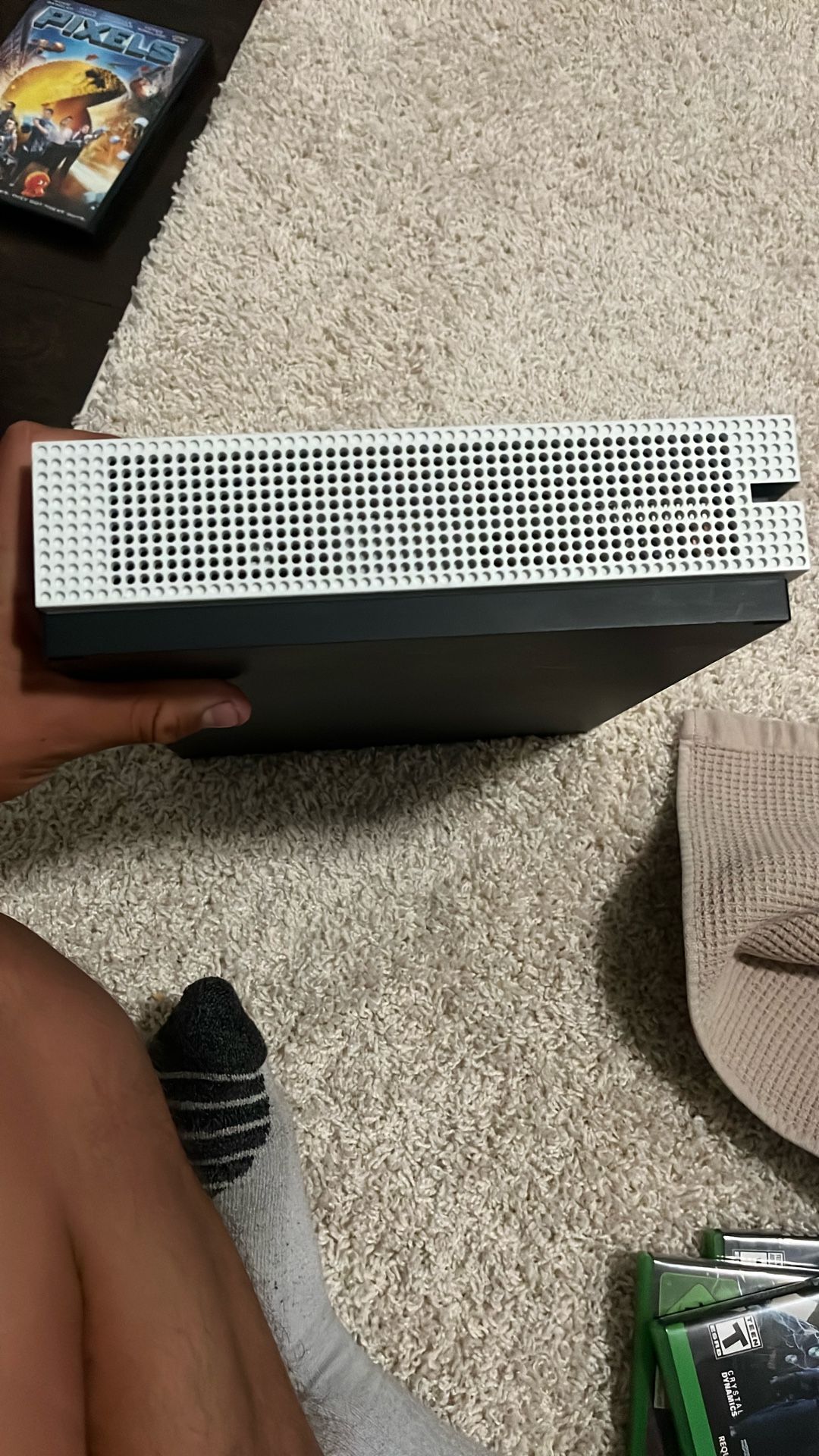 XBOX ONE S (GAMES INCLUDED)  