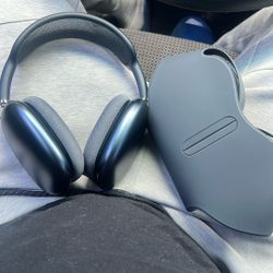 Apple Airpod Midnights 