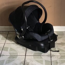 MAXI COSI MICO INFANT CAR SEAT!!!